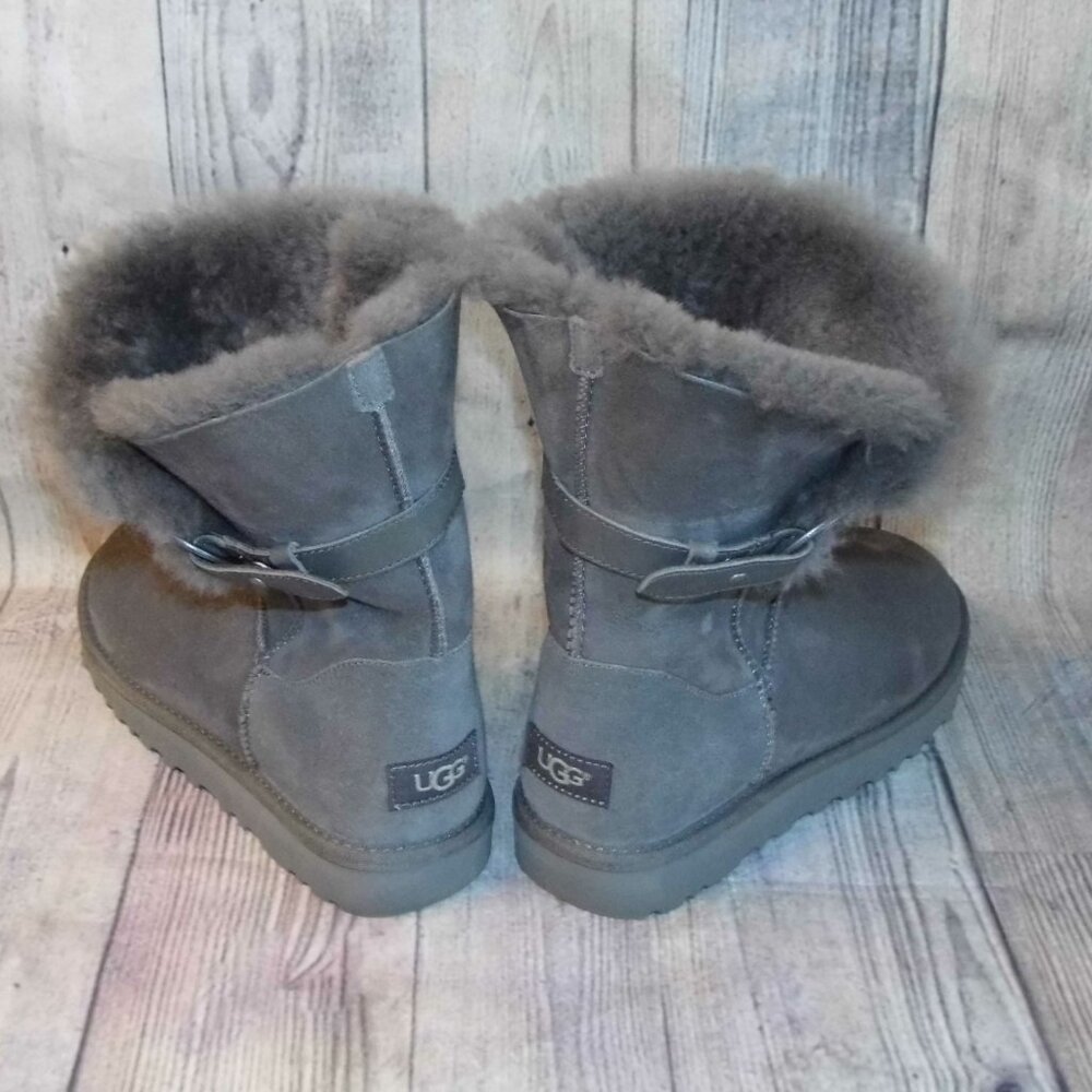 UGG Nash Buckle Grey Suede/Sheepskin Boots Womens Size 8 - Picture 6 of 9